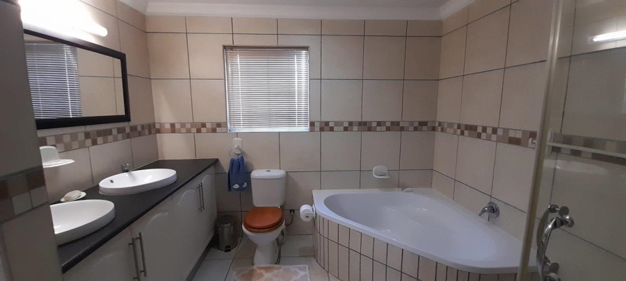 3 Bedroom Property for Sale in Velddrif Western Cape